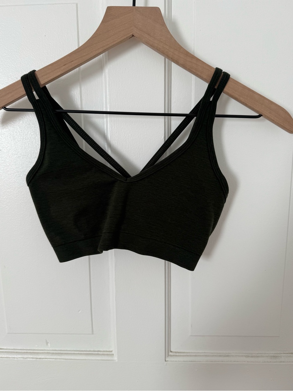 Alphalete Black Double-Strap V-Neck Sports Bralette